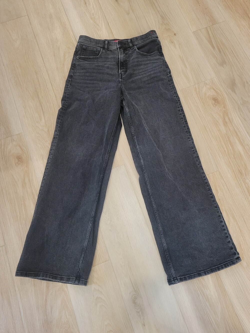 SPANX Wide-Leg Jeans in Washed Charcoal sz M